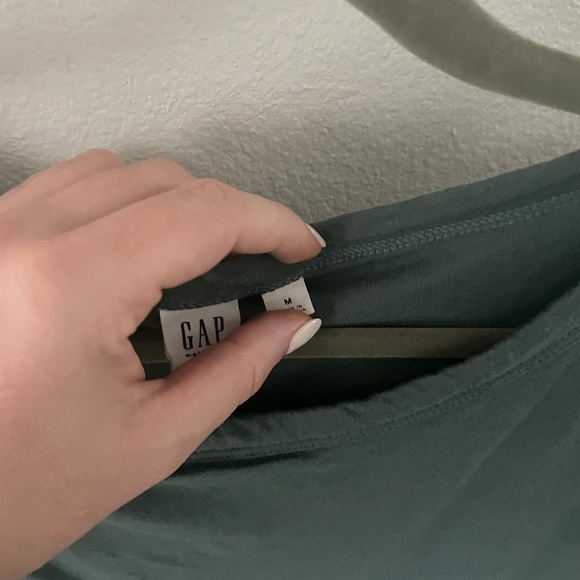 Gap Maternity Dress - Picture 3 of 3